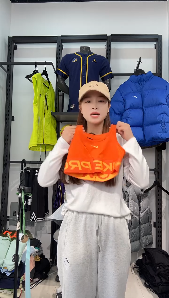 3821闪购编码 Nike/Jordan运动卫衣裤以直播间过款为准 尺码  m