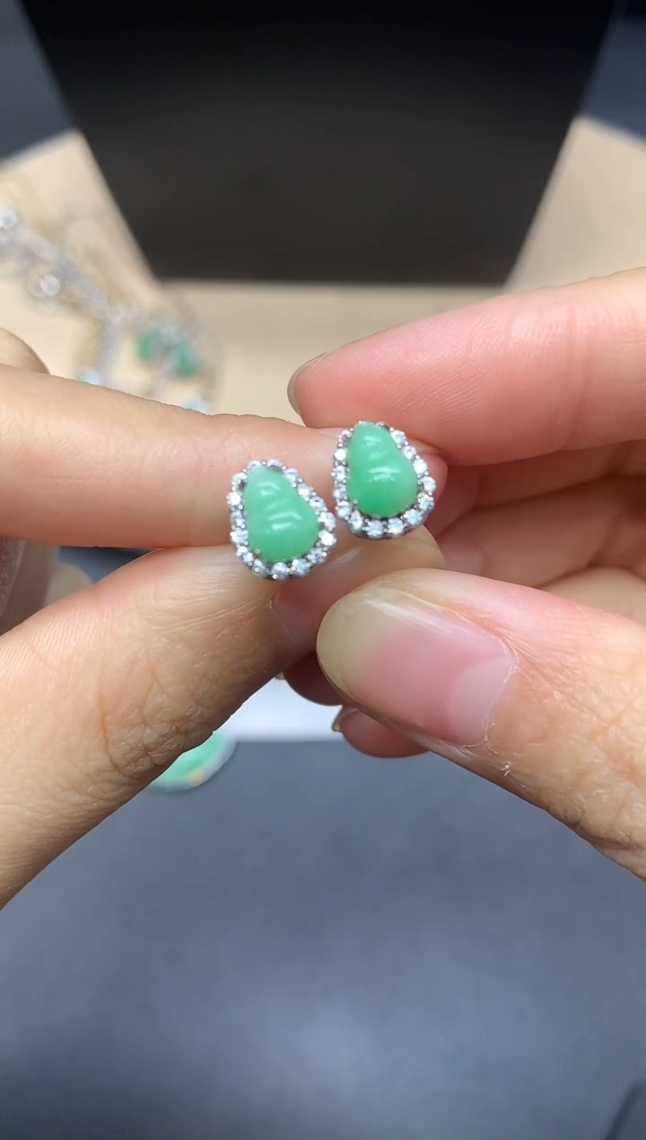 【闪购商品】翡翠耳饰银S925镶嵌葫芦【多样性发其一】