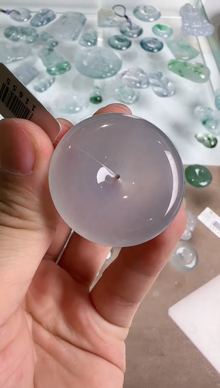 【闪购商品】翡翠吊坠(不含链)未镶嵌··