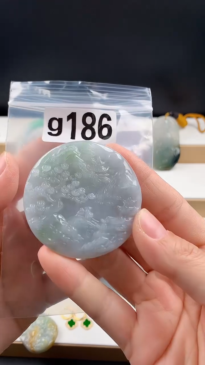 颈饰未镶嵌翡翠天然翡翠吊坠挂件