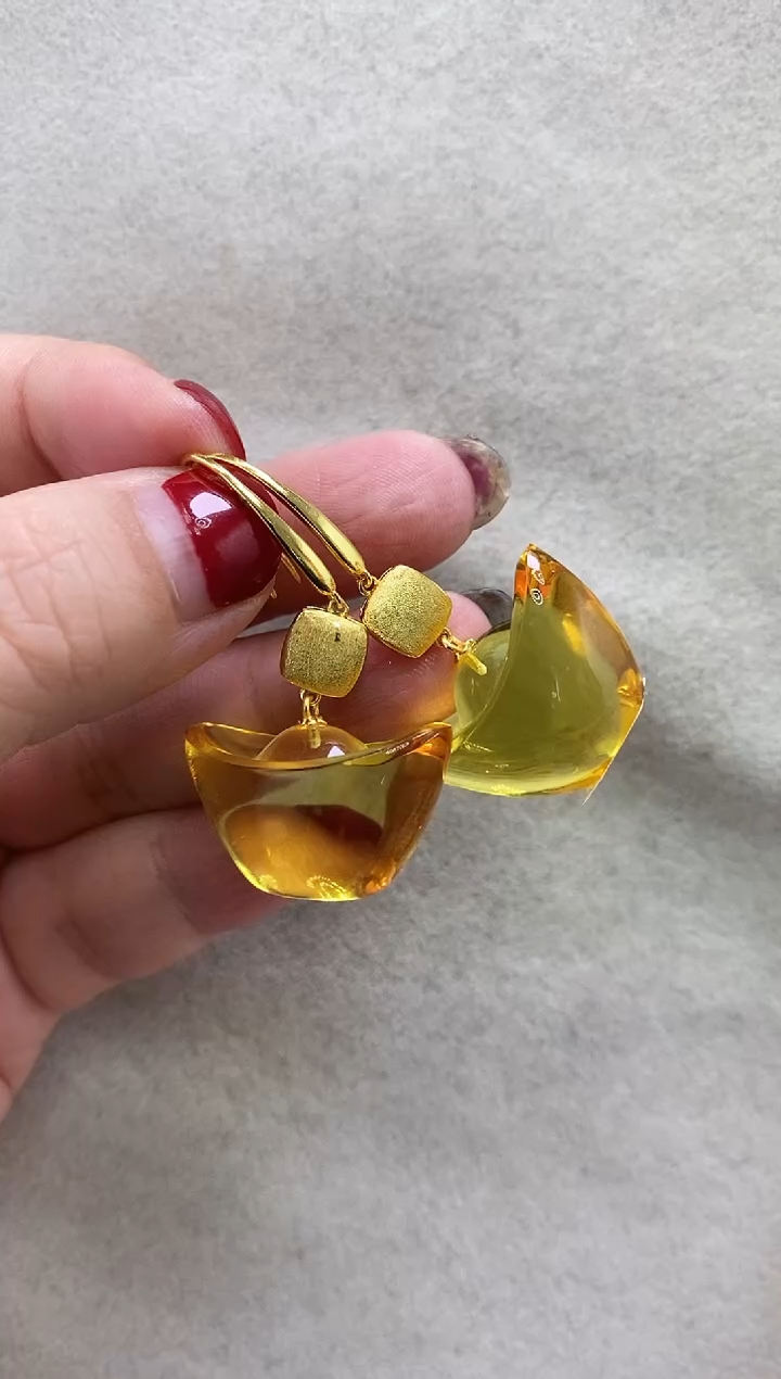 【闪购商品】琥珀耳饰银S925镶嵌耳环