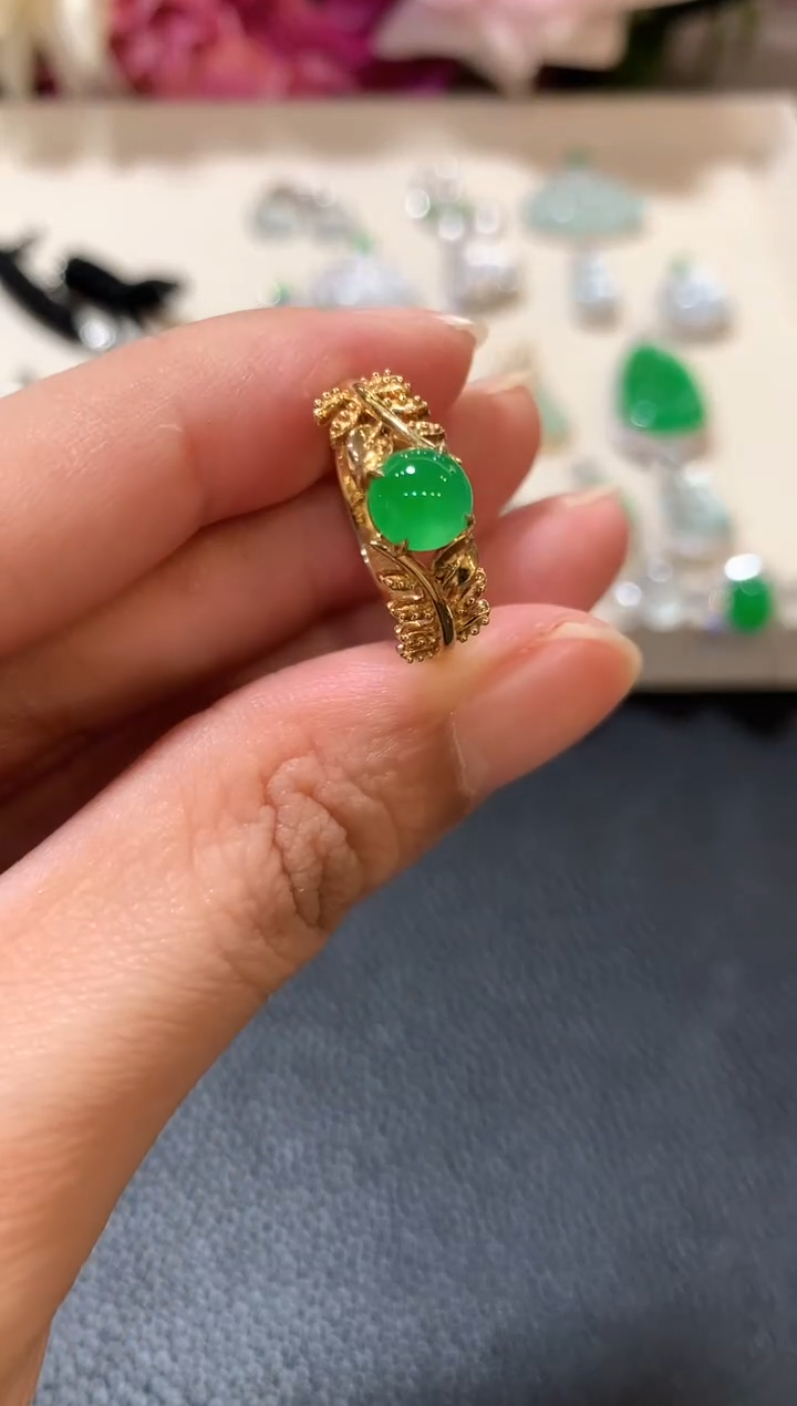 18K金镶嵌戒指翡翠m27   