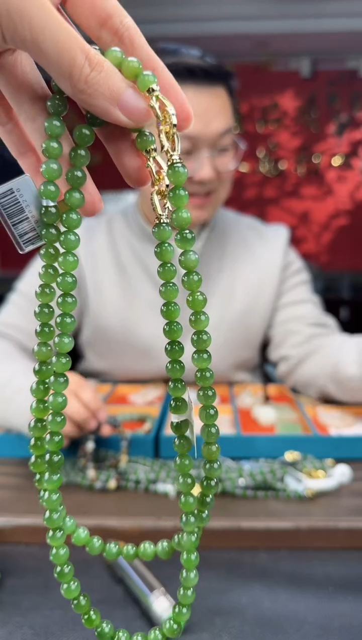 颈饰未镶嵌和田玉碧玉猫妈妈链卡8 多样性发货 拍一发一