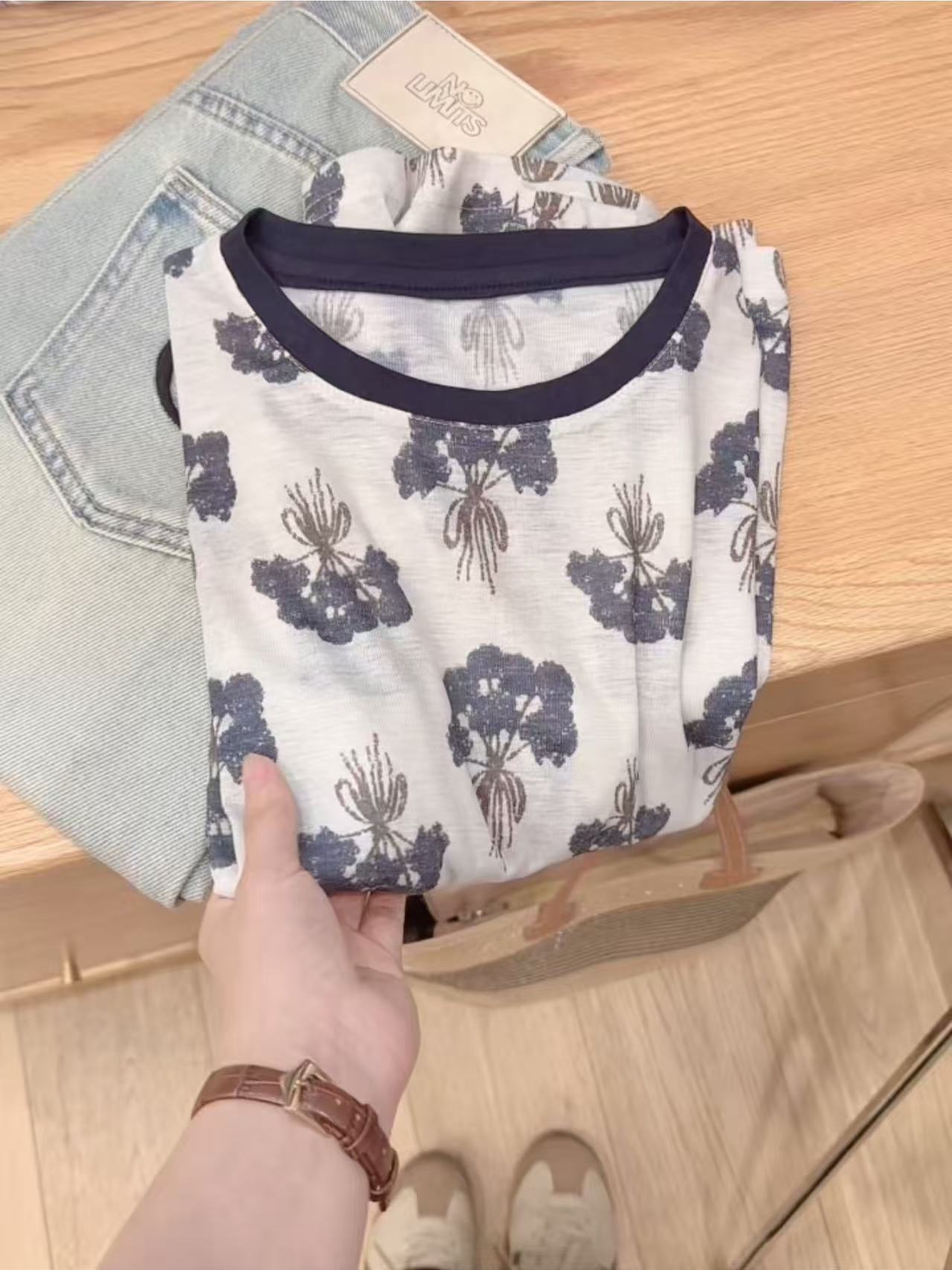 七言家巨好看！火爆蓝铃花晕染撞色薄款短袖7106