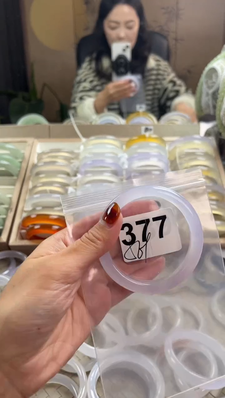 手镯玛瑙/玉髓未镶嵌377