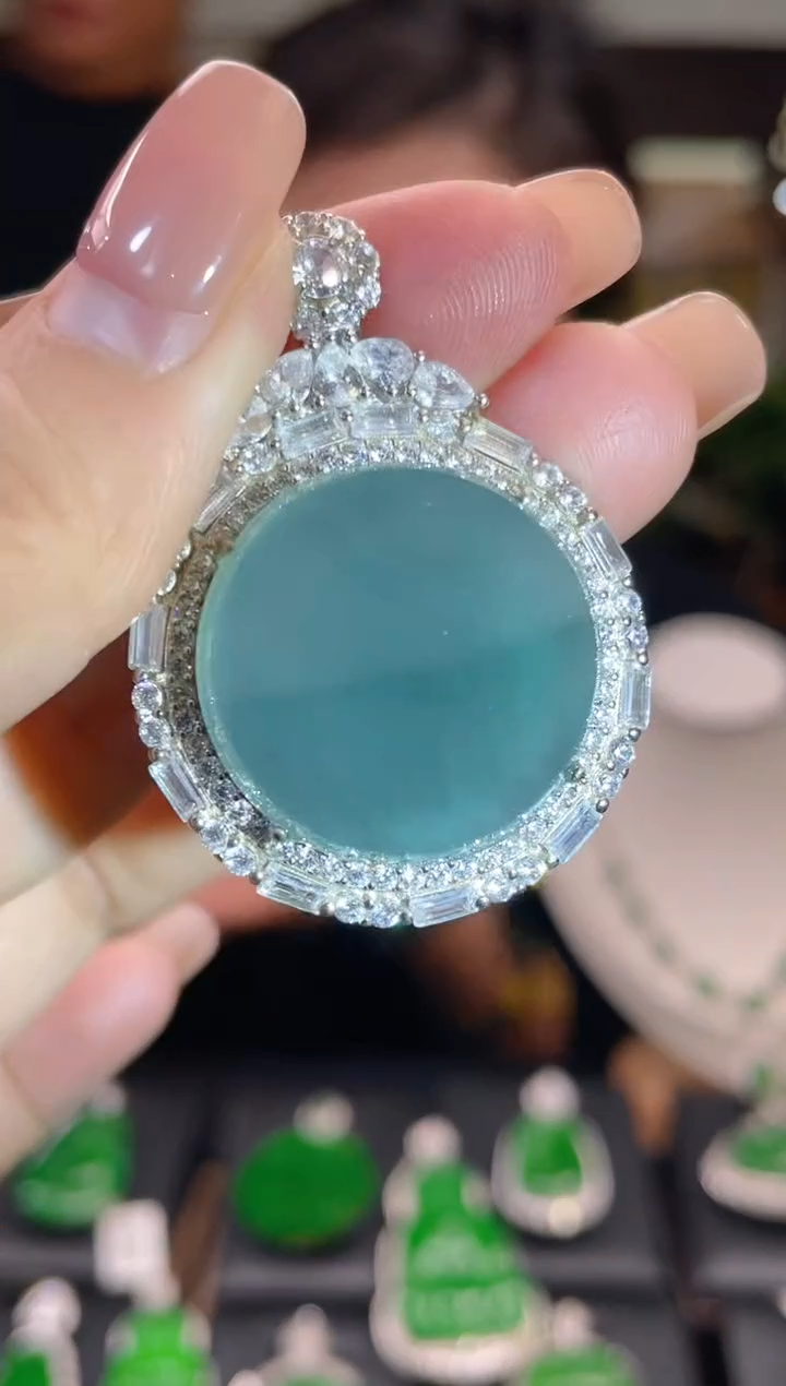 【闪购商品】翡翠颈饰未镶嵌翡翠吊坠