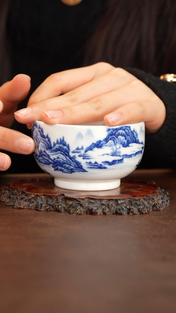 【闪购商品】段式青花山水缸杯