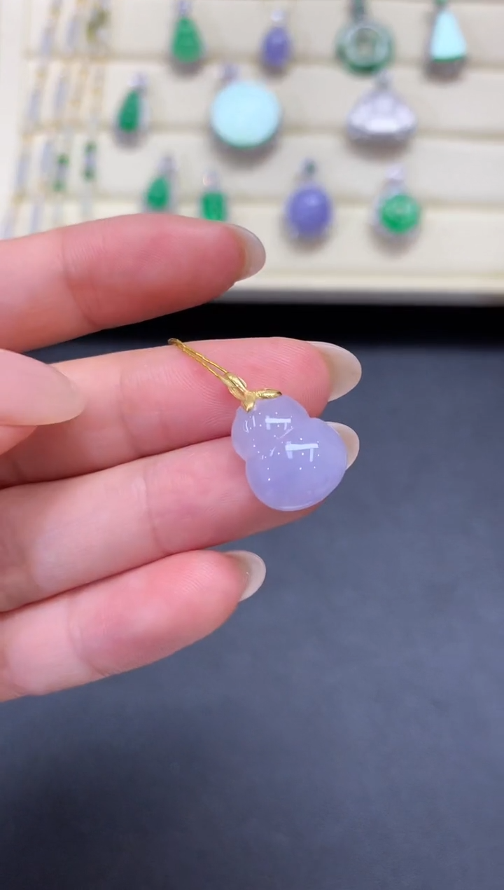 【闪购商品】翡翠18K金镶嵌颈饰A88     