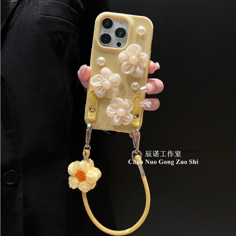 适用苹果17华为荣耀oppo/vivo小米手机壳珍珠花朵手提斜挎绳软壳