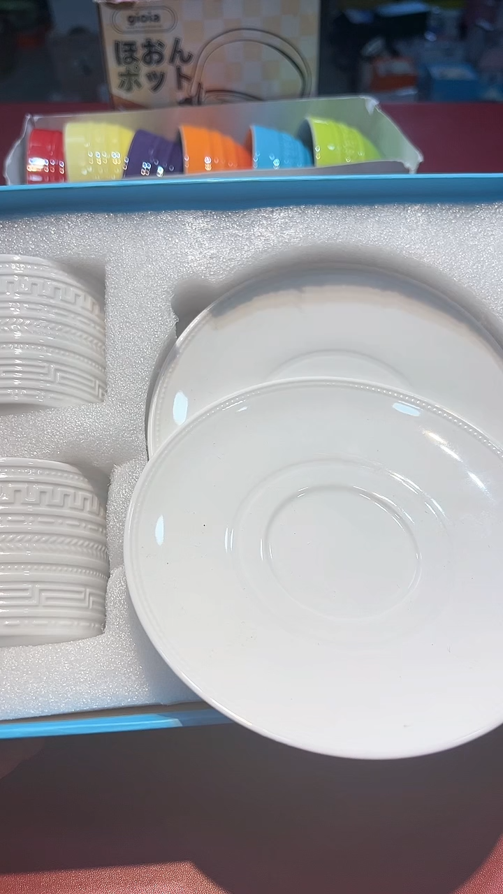 【闪购商品】瓷片锅碗瓢盆一件不剩