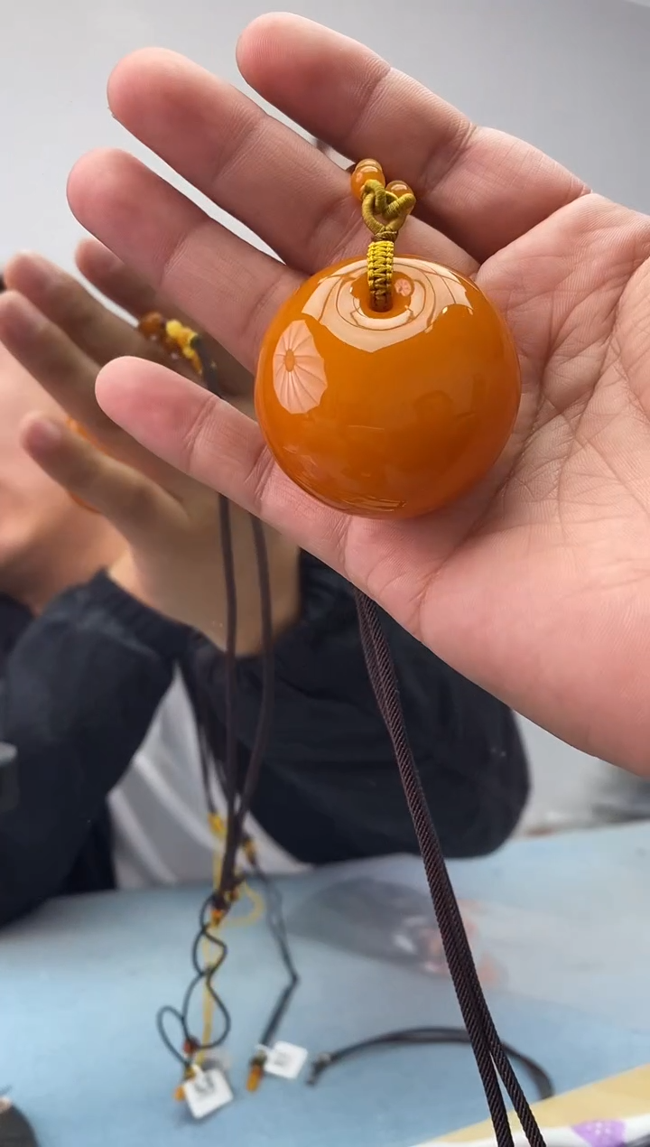 琥珀未镶嵌珠宝奇石假一罚十，多样性发一件019