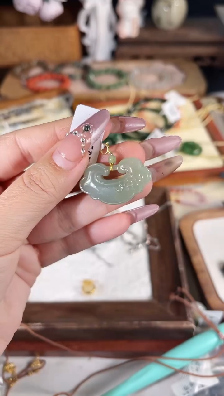 吊坠(不含链)银S925镶嵌和田玉多样性发其一孤品默认微瑕