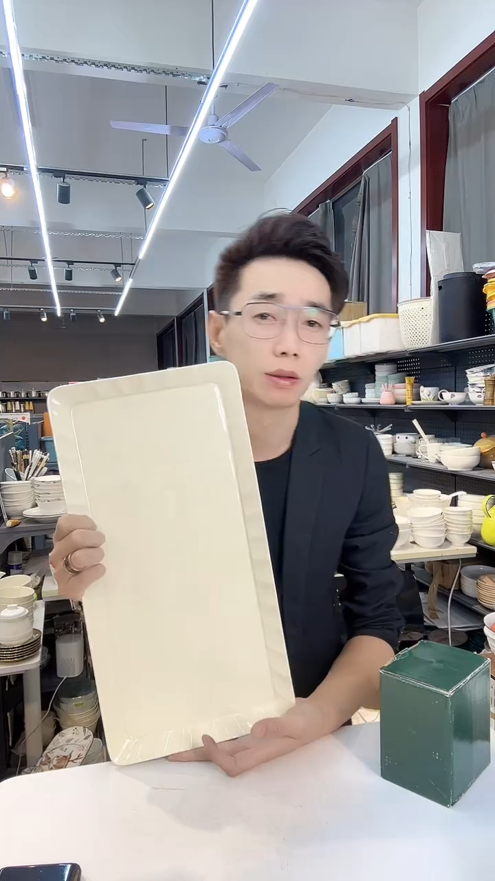 【闪购商品】米色超大长方盘