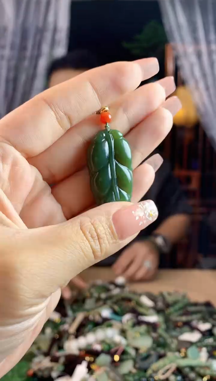 【闪购商品】和田玉挂件未镶嵌多样性发一