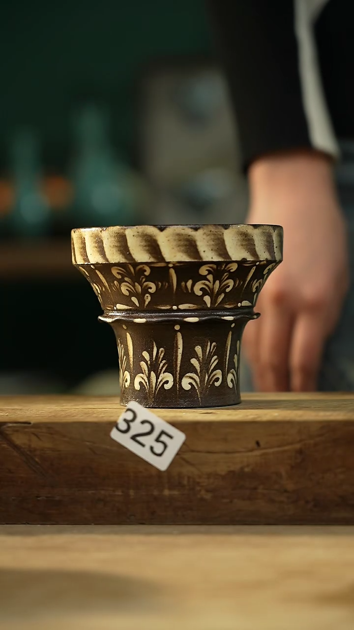 【闪购商品】瓷片新品！设计师款手绘/咖啡杯 听歌