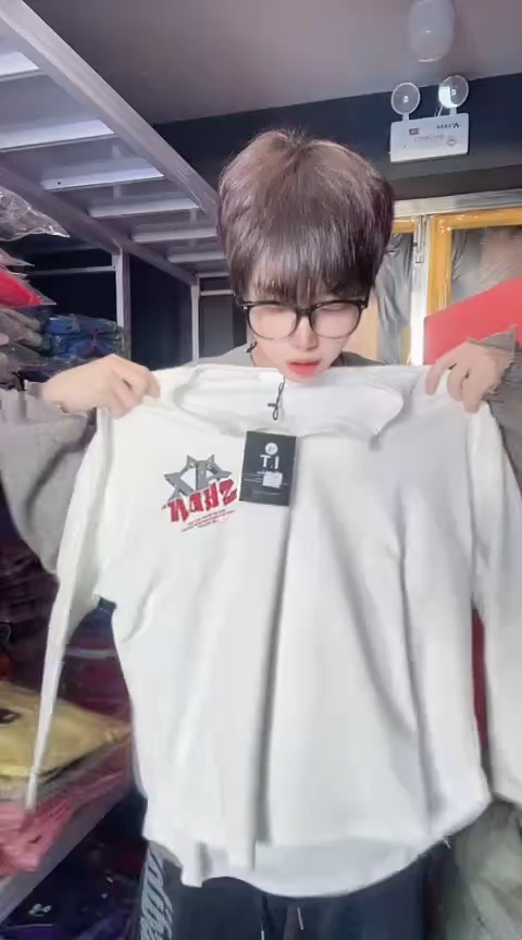 闪电购精品女装9551白L