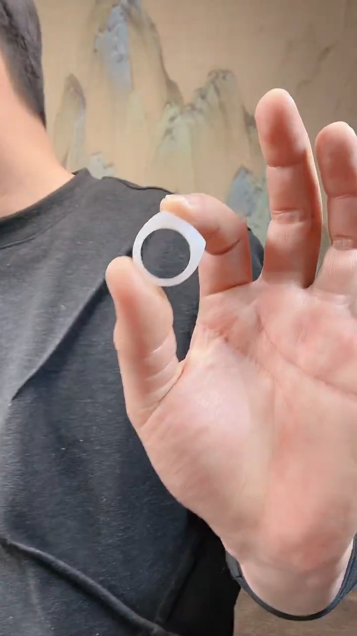 【闪购商品】和田玉戒指未镶嵌18