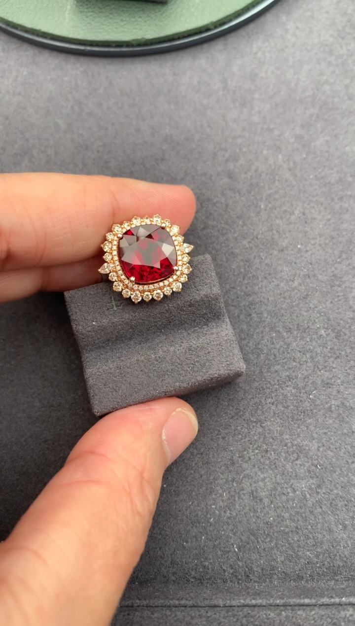 18K金镶嵌戒指碧玺5.57ct卢比莱  定制  BH