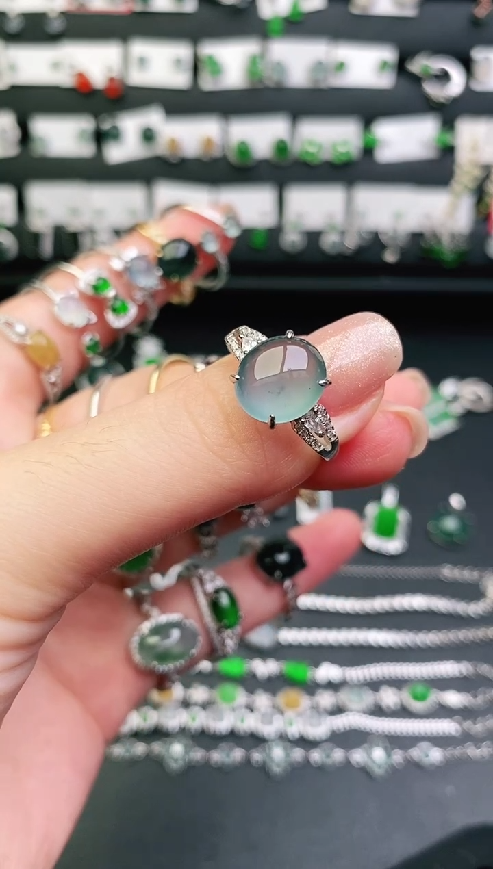 银S925镶嵌戒指翡翠有棉点