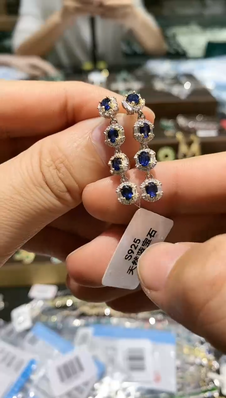 【闪购商品】蓝宝石耳饰银S925镀金镶嵌耳钉