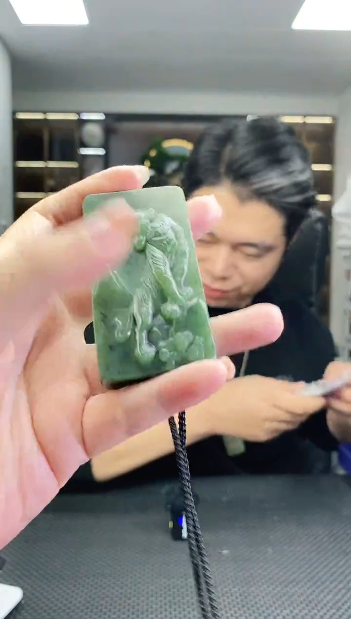 颈饰未镶嵌和田玉虎清货3