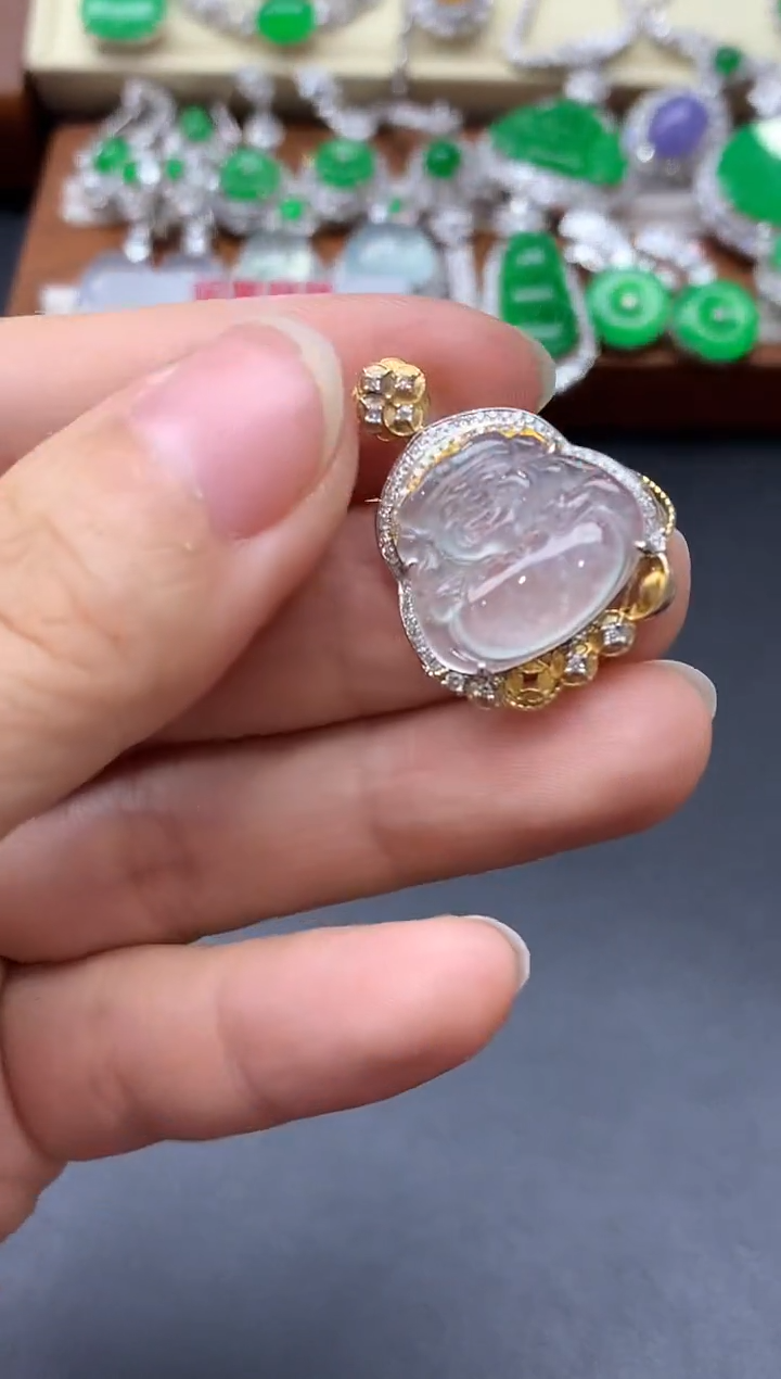 颈饰18K金镶嵌翡翠569-中国好珍宝