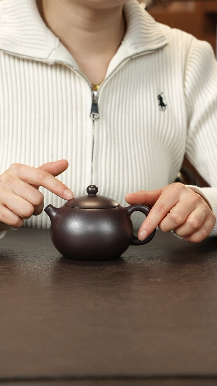 茶壶紫砂紫茄泥 西施壶 250cc
