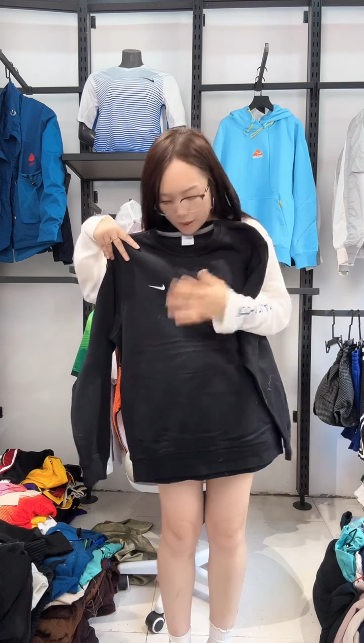 2573  编码  耐克卫衣服饰瑕疵款过款为准 尺码