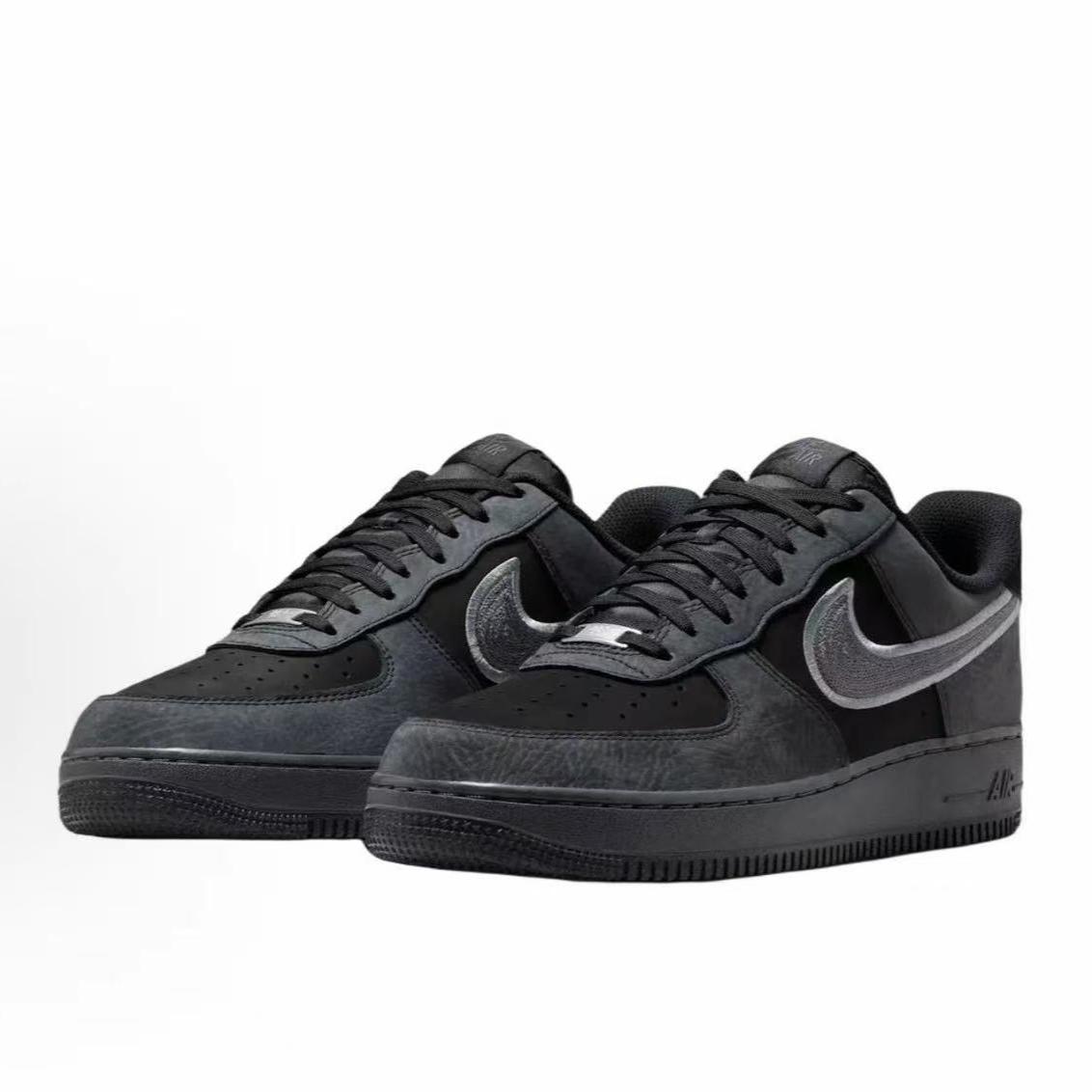 NIKE/耐克马年新款AIR FORCE1'07男空军双旦礼休闲鞋IB6842-002