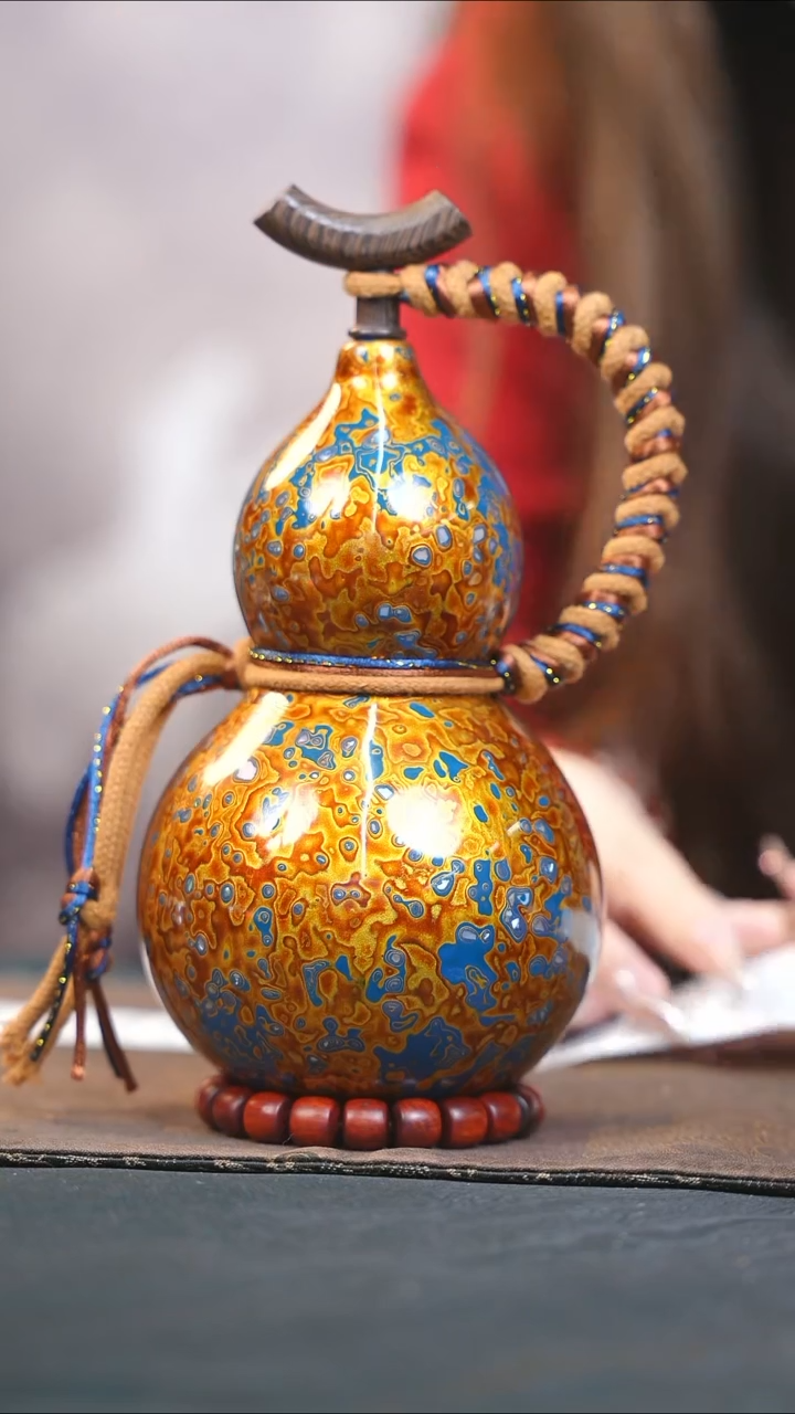 【闪购商品】WP360漆艺酒葫芦不包手串及旋转底座