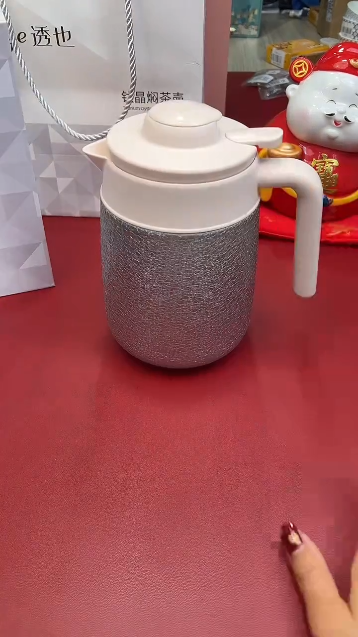 摆件瓷器放漏，快来抢啊！YF844