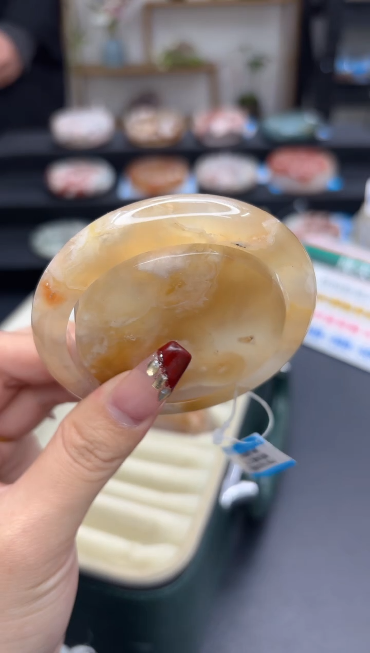 【闪购商品】石英质玉手镯未镶嵌C590(56圈赠送镯心)