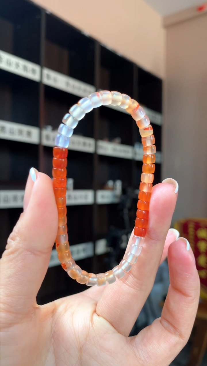 【闪购商品】南红玛瑙手串未镶嵌原矿南红锦鲤卡5直切手串