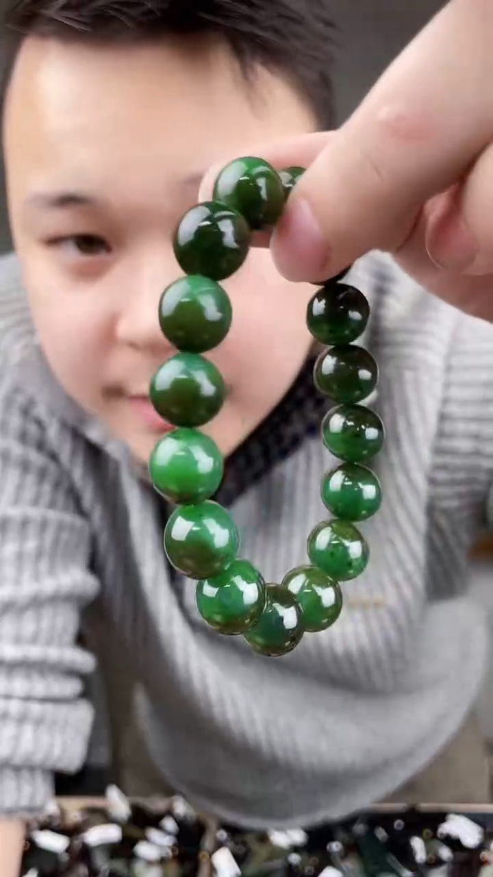 未镶嵌和田玉挂件和田玉拍一发一，多样性发货！