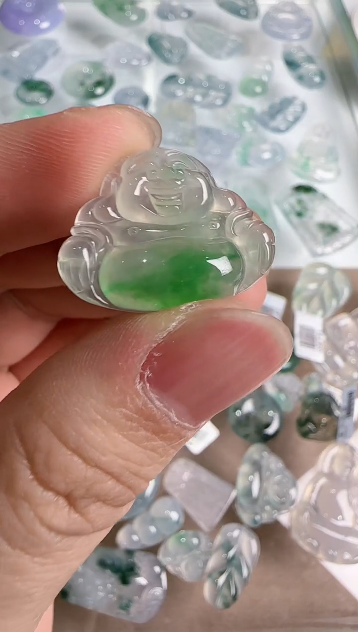 【闪购商品】翡翠吊坠(不含链)未镶嵌..