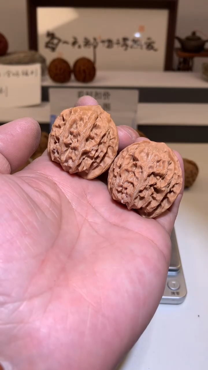 【闪购商品】桃核把件39左右苹果园