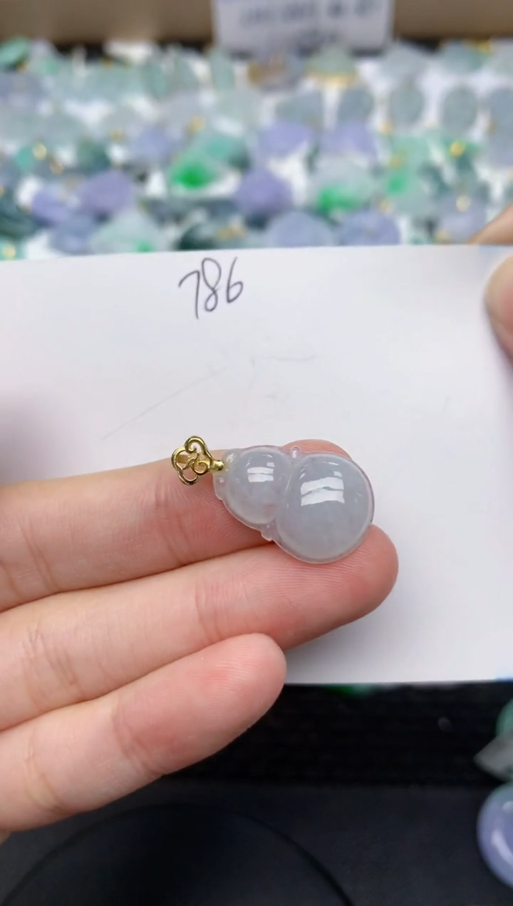 翡翠未镶嵌颈饰天然缅甸A货翡翠百元以上9元证书费自理