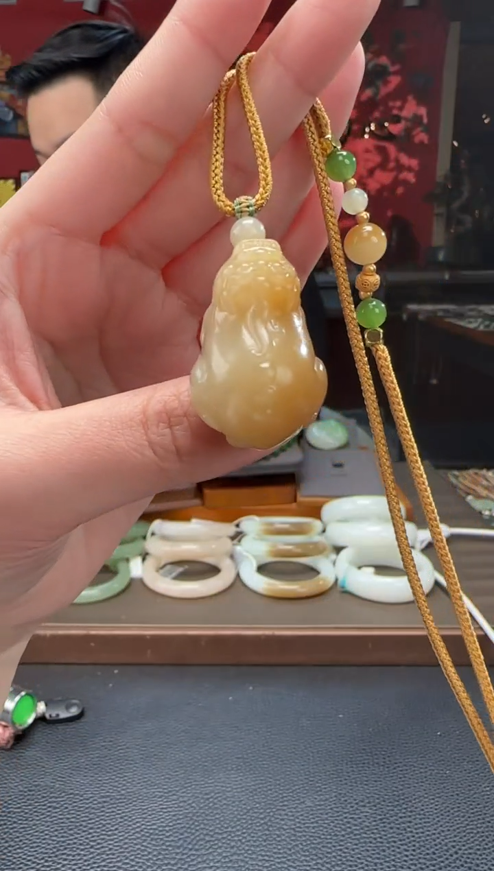 【闪购商品】和田玉颈饰未镶嵌且末糖貔貅