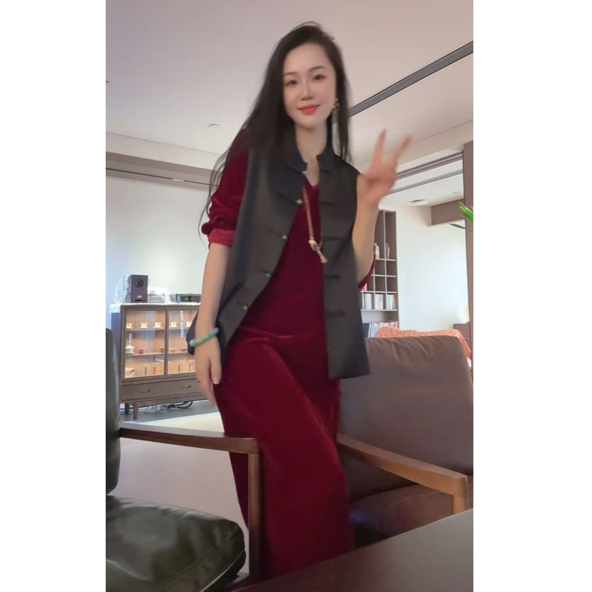 【双节福利】味道(红） 芳华设计新中式百搭秋冬款丝绒长裙WEIDAO-2