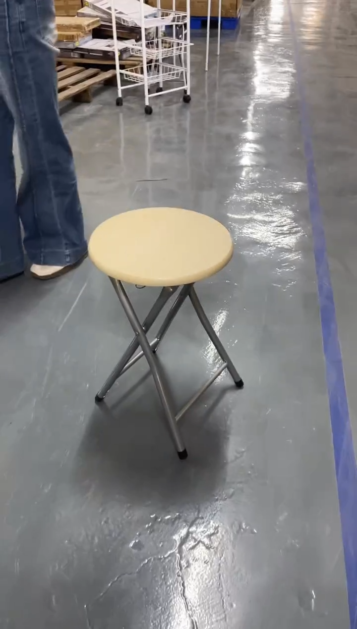 合金折叠圆凳/款式不指定