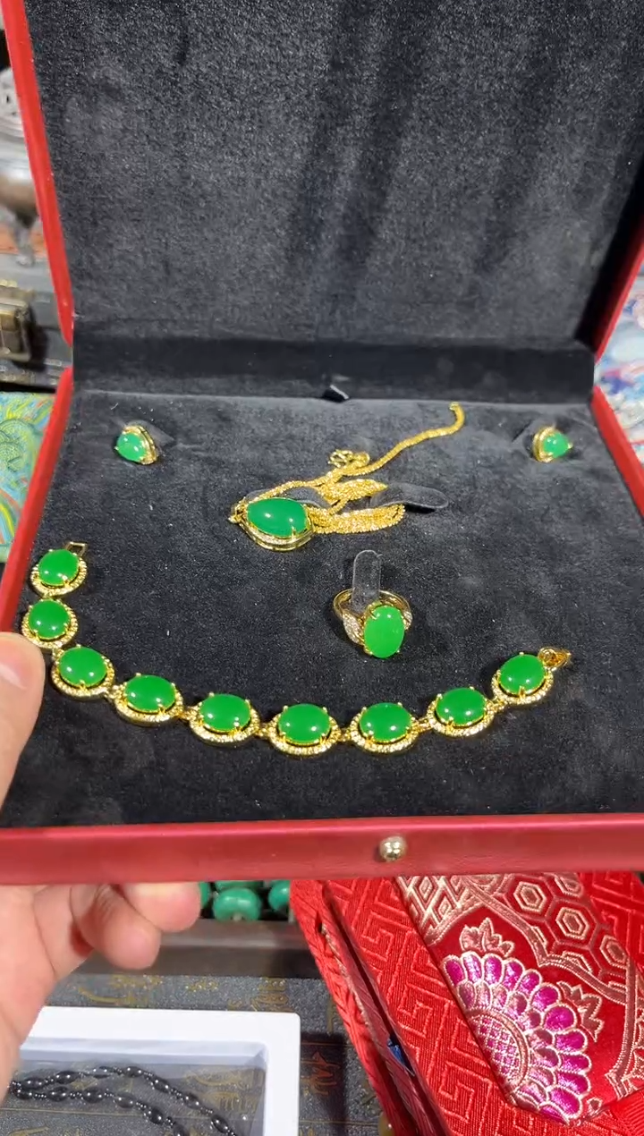 【闪购商品】滴血莲花菩提吊坠1