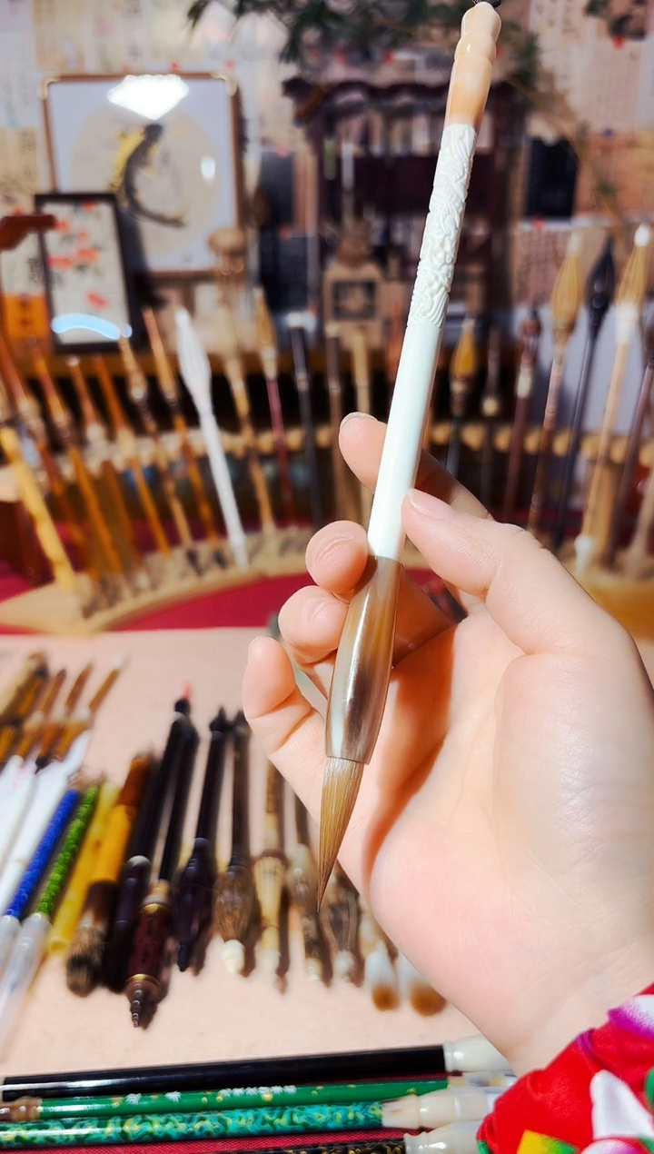 闪16 福利出牛角驼骨纯狼毫出锋3.2清水试笔139.9