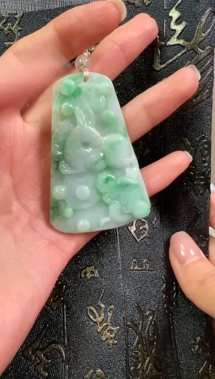 【闪购商品】翡翠挂件未镶嵌翡翠