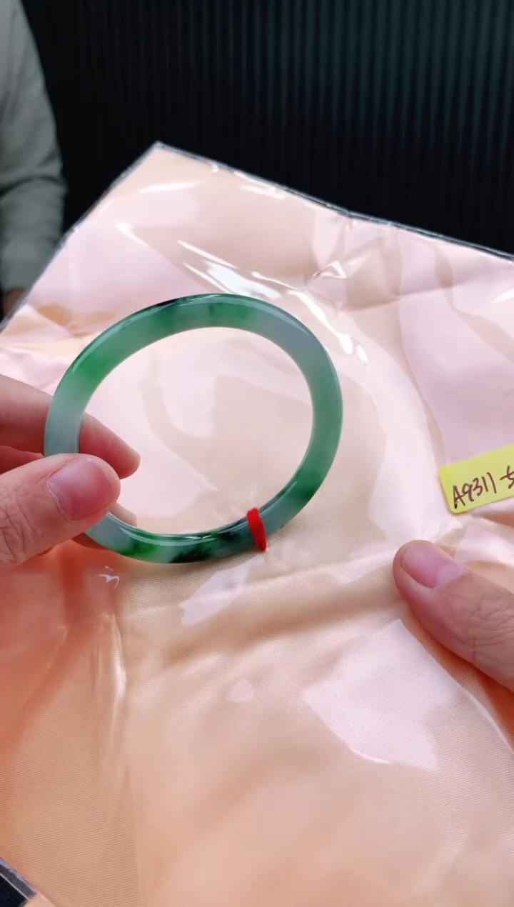 未镶嵌手镯翡翠52