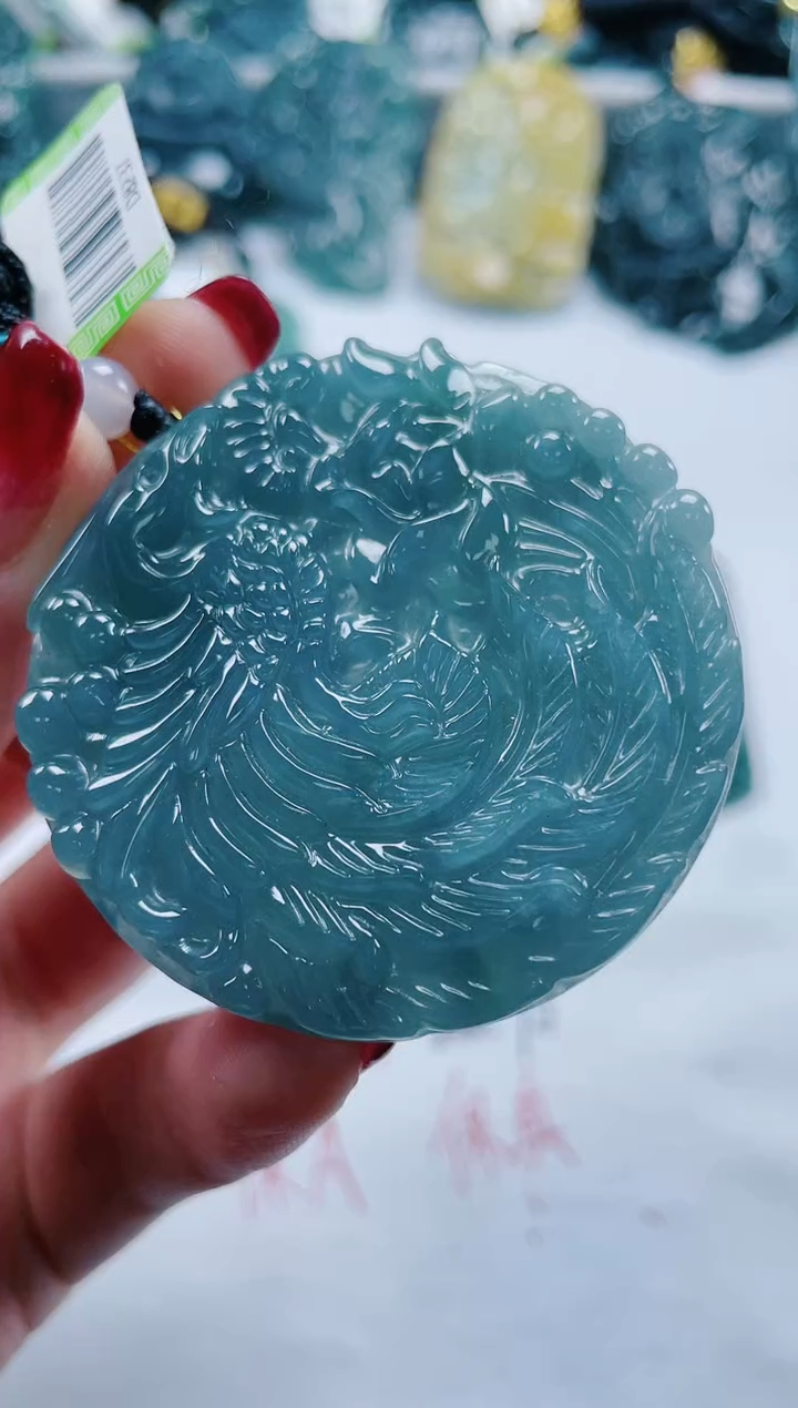 【闪购商品】翡翠颈饰未镶嵌            