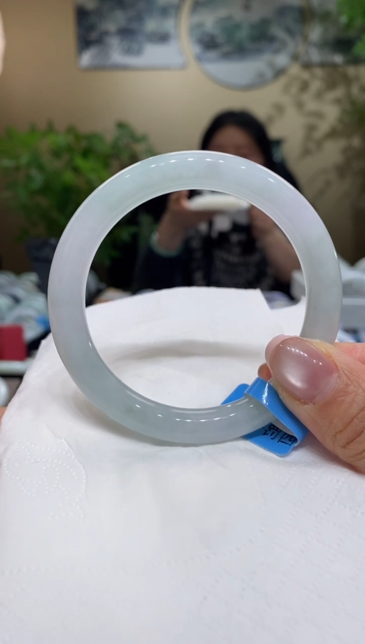 【闪购商品】翡翠手镯未镶嵌翡翠