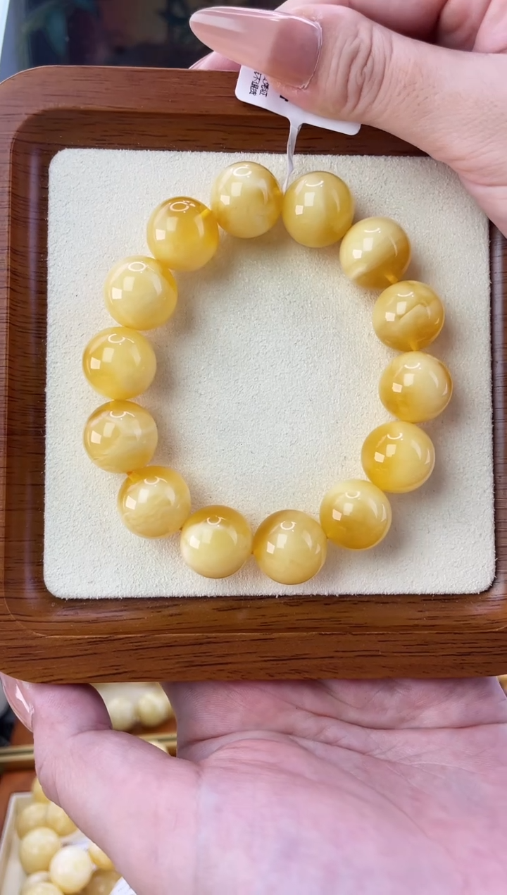 裸石蜜蜡未镶嵌手串