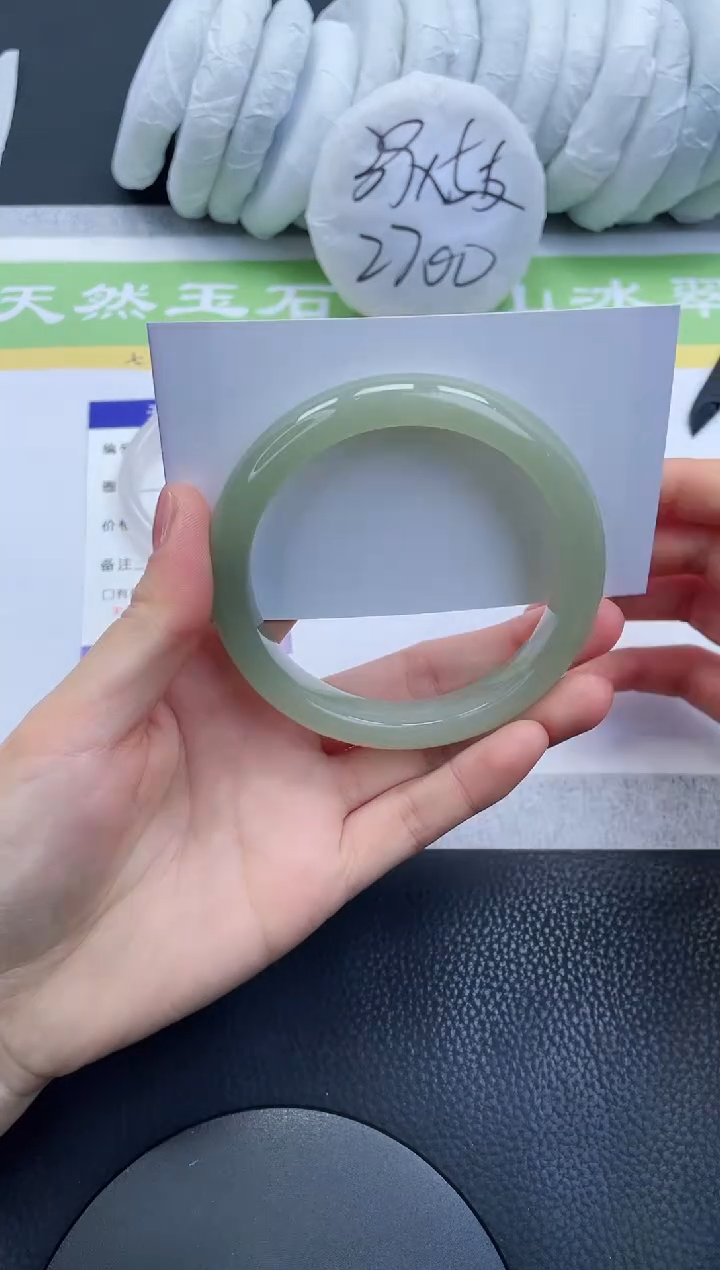 【闪购商品】石英质玉手镯未镶嵌A40-62+