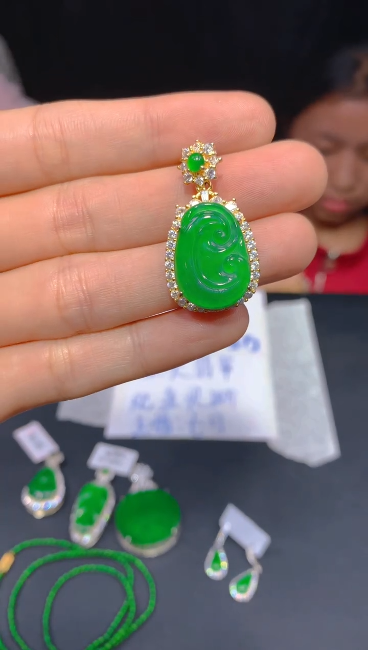 【闪购商品】定制翡翠未镶嵌214多样性发货（发其一）