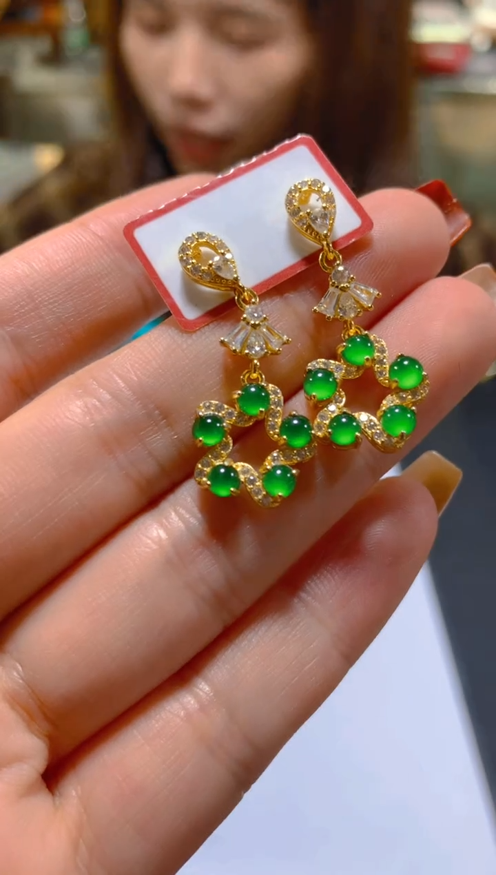 未镶嵌翡翠耳饰多样性发一